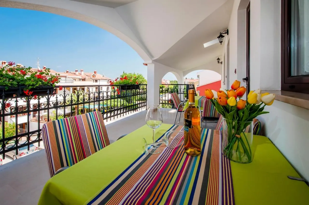 Apartments Modrusan Rovinj 0*,
